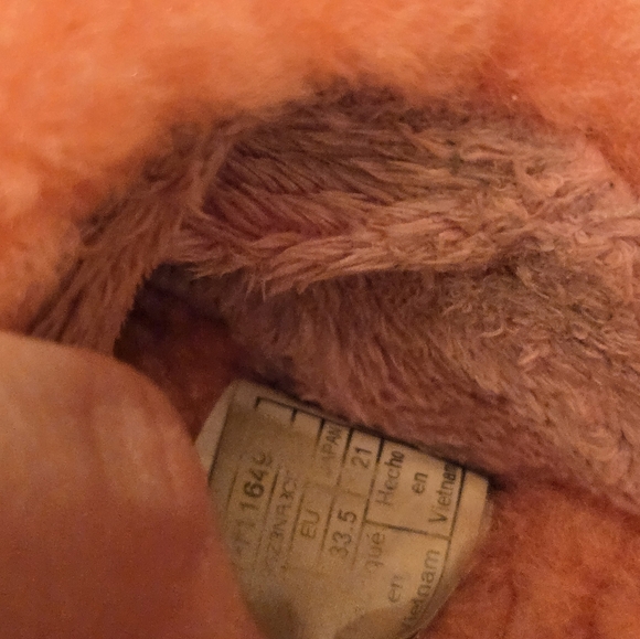 UGG Fluff Yeah Pink Furry Slingback Slipper Sandals  Euro 33.5 US Youth 3 - Picture 13 of 13